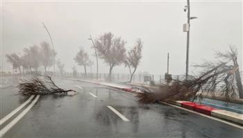 طقس سيئ بوسط وجنوب إيطاليا مصحوب بعواصف رعدية وتسجيل انهيارات أرضية