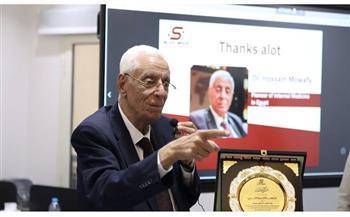 بعد شائعة وفاته.. حسام موافي: «أطمئن الجميع أنني بفضل الله وبحمده بصحة جيدة» 