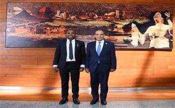 وزير الخارجية يلتقي عددًا من القادة والمسؤولين على هامش قمة الاتحاد الإفريقي