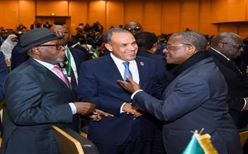 وزير الخارجية يلتقي رئيس جمهورية أفريقيا الوسطى ورئيس وزراء الكاميرون على هامش القمة الأفريقية