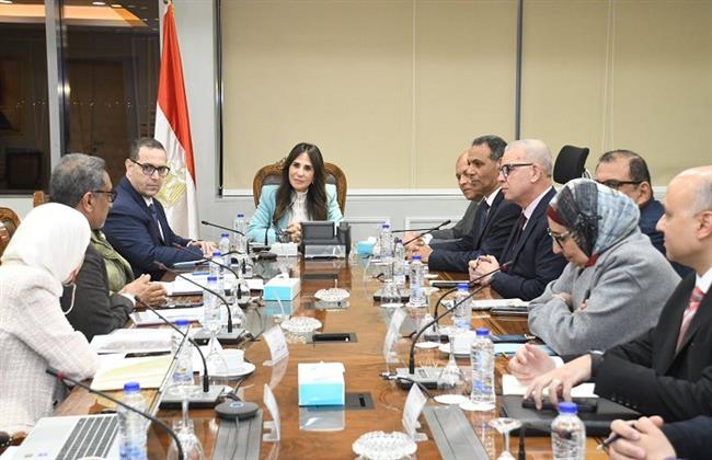 وزيرة الإسكان تلتقي مسئولي شركة توريك لمتابعة موقف المبيعات وتسويق مشروعات المدن الجديدة