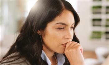 أشياء تفعلها النساء اللواتي لا يثقن بأحد في حياتهن 