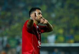 تريزيجيه يخضع لفحص طبي قبل مواجهة الجونة