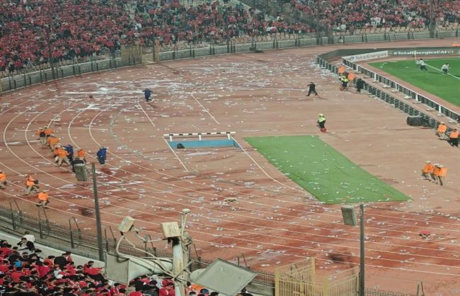 «كاف» يحيل أحداث مباراة الأهلي والجيش الملكي إلى لجنة الانضباط