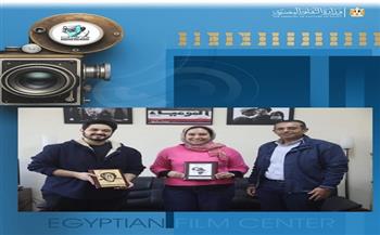 بعد حصدها الجوائز الدولية.. رئيس المركز القومي للسينما يستقبل ويكرم صناع الأفلام الفائزة ببنين