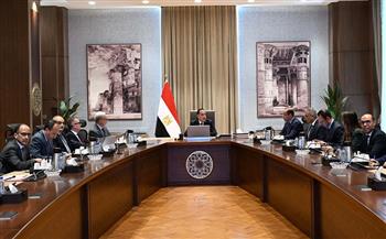 رئيس الوزراء يستعرض التقديرات الأولية لمشروع موازنة العام المالي 2026-2027