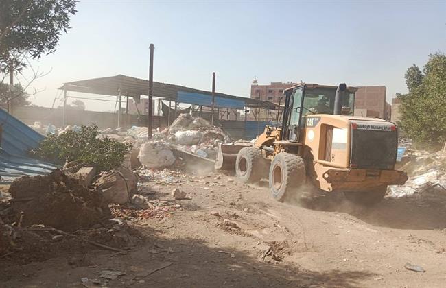 وزيرة التنمية المحلية والبيئة توجه بتنفيذ حملة مكبرة لوقف الحرق العشوائي بمنطقة منشية البكاري بالجيزة