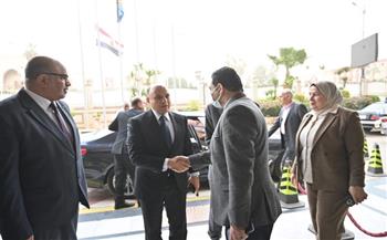 بعد أدائه اليمين الدستورية أمام الرئيس.. محافظ الغربية يصل ديوان عام المحافظة لبدء مهام منصبه