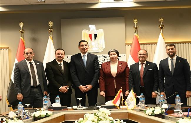 خلال لقائه بعدد من أعضاء مجلسي النواب والشيوخ.. وزير الرياضة يؤكد دعمه للأندية الجماهيرية   