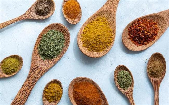 لربات البيوت.. توابل أساسية لا غنى عنها بمطبخك في شهر رمضان