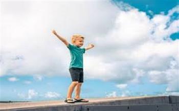 للأمهات.. خطوات تساهم في نشأة طفل شجاع وواثق من نفسه