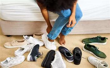 لمظهر متألق وعصري.. تعرفي على نظرية الحذاء الخاطئ