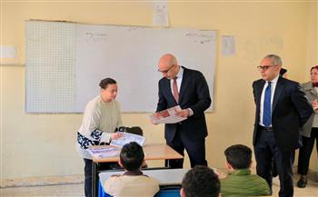 وزير التعليم يجري جولة تفقدية مفاجئة بمدارس “تحيا مصر” بحي الأسمرات بالمقطم