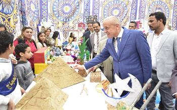 محافظ الأقصر يفتتح فعاليات مهرجان "إبداع بلا حدود" بمدرسة سيدي أبو الحجاج الابتدائية