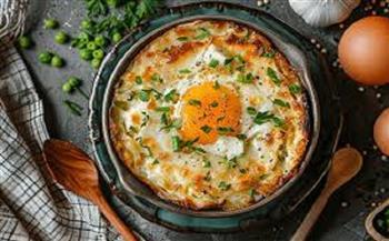 سحور اليوم الثاني من رمضان .. طاجن بيض بالجبنة القريش