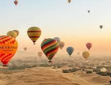 الأقصر: وقف تحليق البالون الطائر مؤقتًا لسوء الأحوال الجوية