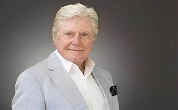 حسين فهمي يصدر بيانًا لتوضيح تصريحاته عن السعفة الذهبية ويؤكد احترامه للسينما الجزائرية