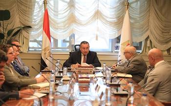 وزير التعليم العالي يبحث مع وفد جامعة رووان الأمريكية متابعة تنفيذ اتفاقية إنشاء الفرع الدولي للجامعة في مصر