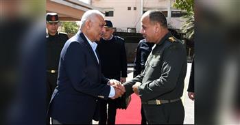 القوات المسلحة تجرى مراسم تسليم وتسلم القيادة فى تقليد عسكرى أصيل