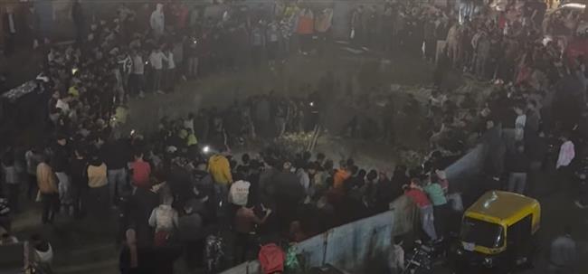 الحماية المدنية تنجح في إنقاذ 5 أشخاص بعد سقوط ميكروباص في حفرة بالزاوية الحمراء