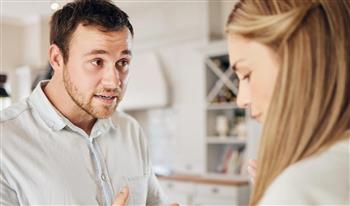 للرجال.. أفعال تقلل من مكانتك في قلب زوجتك