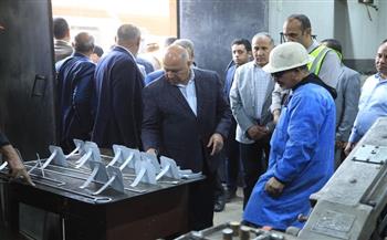 وزير النقل يتفقد ورش السكك الحديدية ويؤكد على تعزيز الصيانة وتطوير المنظومة لخدمة الركاب