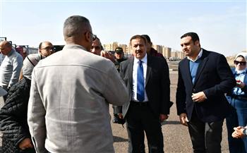 محافظ بورسعيد يتفقد طريق التفريعة بطول 6 كم بمدينة بورفؤاد 