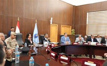 محافظ البحر الأحمر: جاهزية كاملة للكهرباء والمياه والصحة للتدخل الفوري وحل مشكلات المواطنين