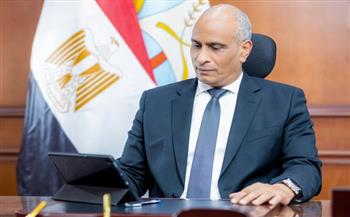 محافظ كفر الشيخ: إزالة 56 إعلانًا مخالفًا بعدد من مراكز المحافظة