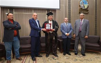 جامعة قنا تنظم حفل ختام برنامج الماجستير المهني لإدارة الأعمال بكلية التجارة "الدفعة الثامنة"