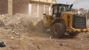 محافظ الشرقية يؤكد على استمرار شن الحملات المكثفة لرفع القمامة والردش ومخلفات المبانى