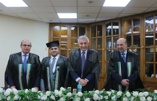 صالح زمانان ينال الدكتوراه من عين شمس عبر دراسة أثر رؤية المملكة 2030 على المسرح السعودي 