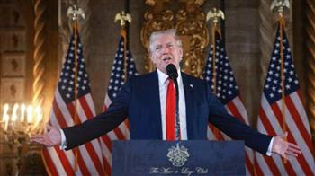 ترامب يهنئ المسلمين برمضان: شهر يرسخ الرحمة والإحسان