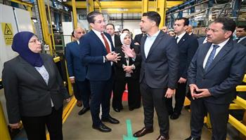 وزير الصناعة يبدأ جولاته الميدانية من العاشر من رمضان لمتابعة سير العمليات الإنتاجية بالمصانع