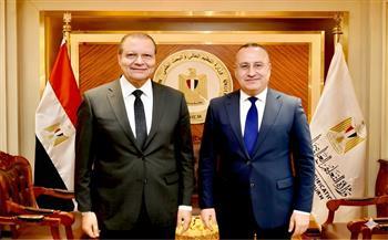 رئيس هيئة الاعتماد والرقابة الصحية يهنئ وزير التعليم العالي بثقة القيادة السياسية