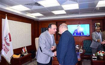 رئيس جامعة سوهاج يهنئ المحافظ الجديد ويؤكد دعم الجامعة للمشروعات التنموية بالمحافظة