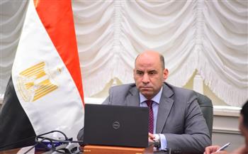 وزير العمل ينعى ضحايا حادث محور 30 يونيو ويوجه بصرف إعانات عاجلة للأسر