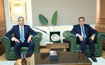 محافظ الجيزة يستقبل رئيس جامعة القاهرة للتهنئة بتوليه المنصب الجديد وبحث سبل التعاون المشترك 