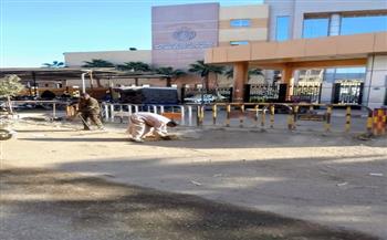 رئيس مدينة الطود يتابع أعمال تمهيد طريق مستشفى العديسات للأطفال وتركيب كشافات إنارة جديدة بجزيرة أرمنت