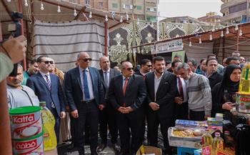  محافظ كفرالشيخ يتفقد معرض «أهلًا رمضان» للسلع الغذائية بتخفيضات من 10 لـ 30%