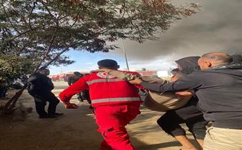 الهلال الأحمر يساند جهود الحماية المدنية والإسعاف في حريق مصنع ملابس أكتوبر  