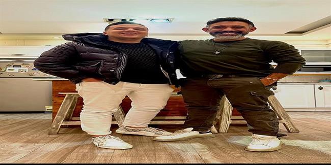 عمرو دياب يتعاون لأول مرة مع الشاعر مصطفى ناصر في أغنية أكتر وأكتر  