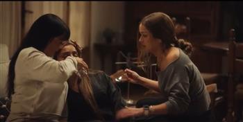 مسلسل اتنين غيرنا الحلقة الثانية.. وفاة والد دينا الشربيني وشقيقها يطردها وآسر ينجذب لـ "ليلة"