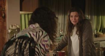 الحلقة الثانية من "كان يا مكان".. علاقة يسرا اللوزي بابنتها تزداد تعقيداً بعد الطلاق