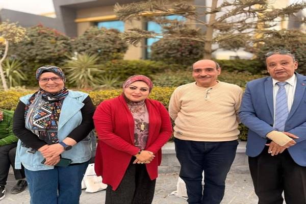 فرع ثقافة الفيوم ينظم زيارة ميدانية لأعضاء نادي الأدب المركزي إلى معرض الكتاب