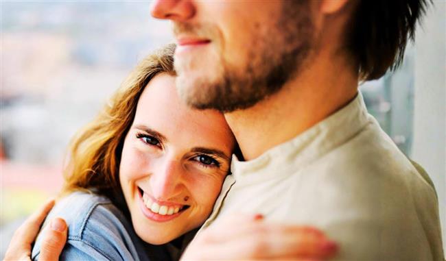 7 أشياء يفعلها شريكك أثناء الشجار تكشف عن عمق حبه لك