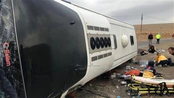 بسبب الأمطار.. انحراف حافلة يقتل 8 ركاب في تركيا