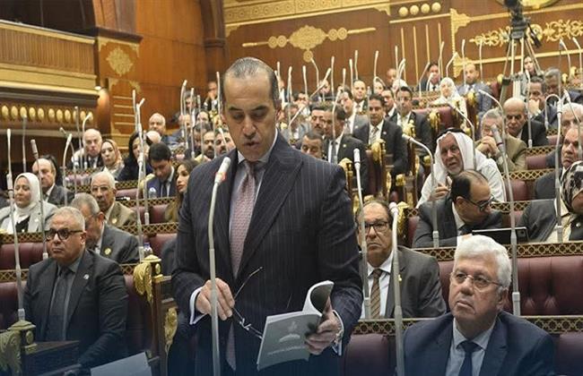 محمود فوزي: مشروع قانون تنظيم العمل في المستشفيات الجامعية لم يتضمن أي نص يتعلق بمهنة الطب 