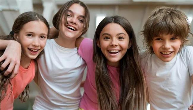 للأمهات هل يحتاج طفلك إلى عدد كبير من الأصدقاء؟