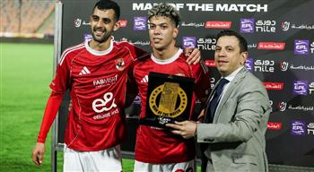 الدوري الممتاز.. إمام عاشور رجل مباراة الأهلي والجونة